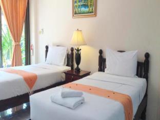 Panupong Hotel - 4