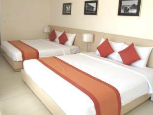 Nhi Phi Hotel - 8