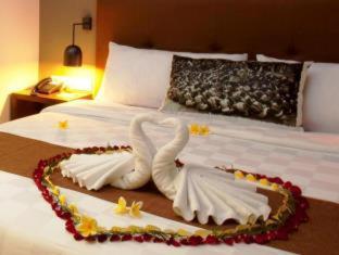 Ananta Legian Hotel - Legian - 4