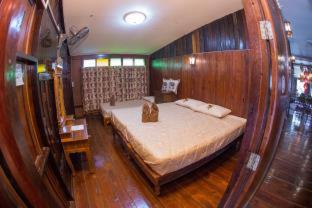 Baan Are Gong Riverside Homestay - 1