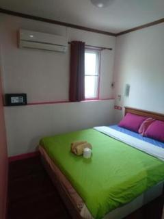 Central Guesthouse - 9