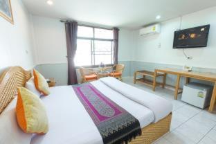 The Mercy Hotel - 2