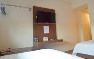 World Hotel Jakarta - Bandengan - Jakarta - 8