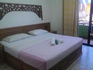 Max Residence - 1