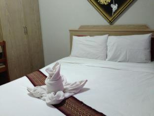 Home Place Hotel - 9
