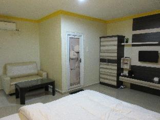 Hotel 01 Batam - Batam Center - 8