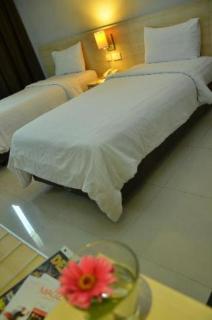 Grand Cakra Hotel Malang - Malang - 8