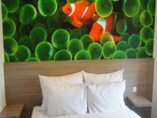 Top Hotel Manado by Gran Puri - 7
