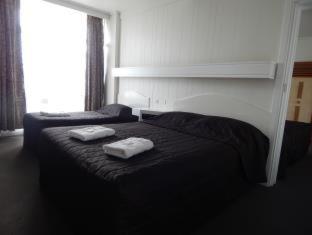 Kingston Lobster Motel - 3