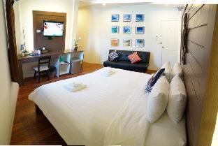 Bed By Cruise Hotel At Samakkhi-Tivanont - Nonthaburi - 1