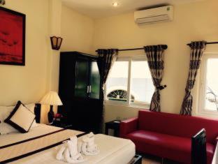 Canary Boutique Hotel - 4