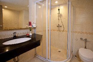 Jomtien Palm Beach Hotel and Resort - 1