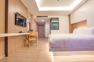 The Zense Boutique Hotel - 9