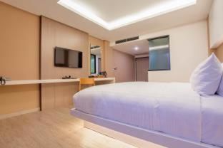 The Zense Boutique Hotel - 8