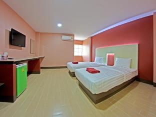 Central Park Hotel - 9