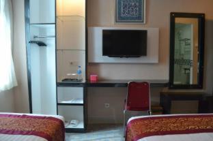 Puncak Budget Hotel - 4