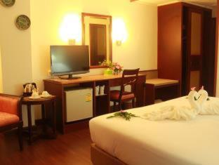 Mayflower Grande Hotel Phitsanulok - Phitsanulok - 1