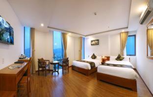 Merry Land Hotel Da Nang - 3