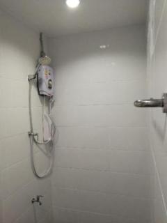 F Plus F Hostel - 5