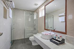 Merry Hotel - 6