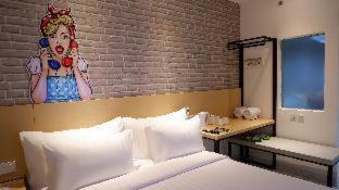 PALM PARK Hotel Surabaya - Surabaya - 9