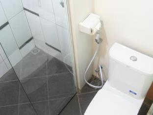 Aventree Homestay - Malang - 6