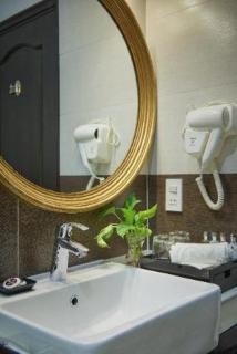 Manoir Des Arts Hotel - Haiphong - 3