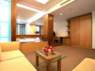 Prime New Hotel - 8