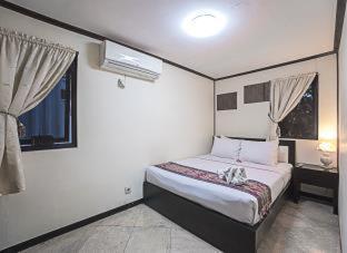 Royal Hotel and Outbound Trawas - Trawas - 9