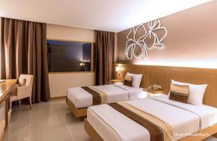 Navarat Heritage Hotel - 9