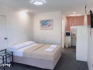 Bananatown Motel - 9