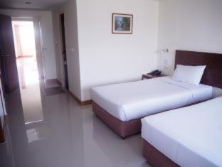 Sinkiat Thani Hotel - 1