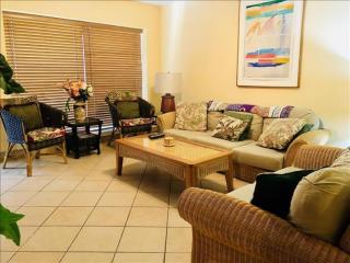 Saida IV Condos S4308 - 8