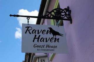 Raven Haven Glastonbury - 3