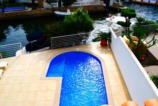 Casa con amarre y piscina privados ref 306 - Empuriabrava - 0