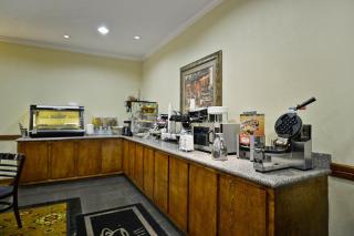 Best Western Dayton Inn & Suites - 2