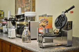Best Western Dayton Inn & Suites - Dayton - 1