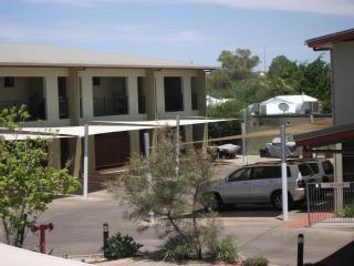 Spinifex Motel and Serviced Apartments - 6