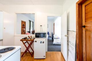 Post Office Cottage - Self catering, escape to the country - Egmont Village - 3
