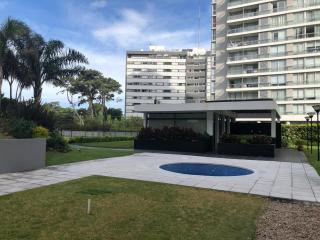 Edificio Jardines del Country Piso 19 - Punta del Este - 8