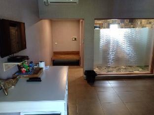 Coconut Lodge Resort - Jepara - 1