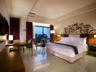 Aston Bojonegoro City Hotel - Bojonegoro - 1