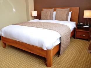 Royal Hotel - Cumnock - 8