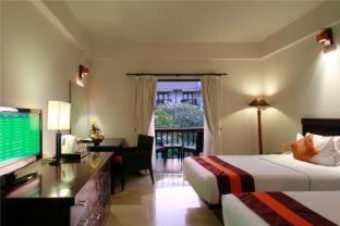 The Lokha Legian Resort & Spa - Legian - 4