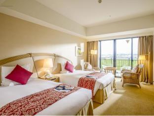 Southern Beach Hotel & Resort - 9