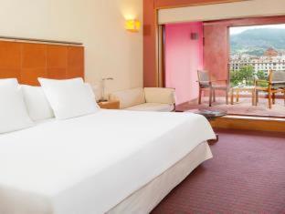 Hotel Meliá Bilbao - Bilbao - 3