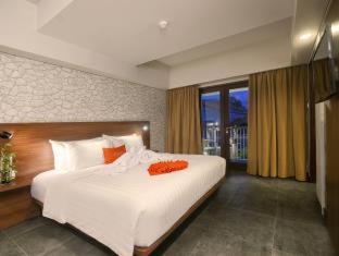 J4 Hotels Legian - Legian - 2