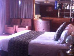 The Waterloo Hotel - 5