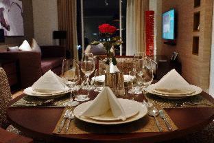 Oakwood Hotel & Residence Surabaya - 7