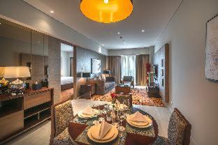 Oakwood Hotel & Residence Surabaya - 5